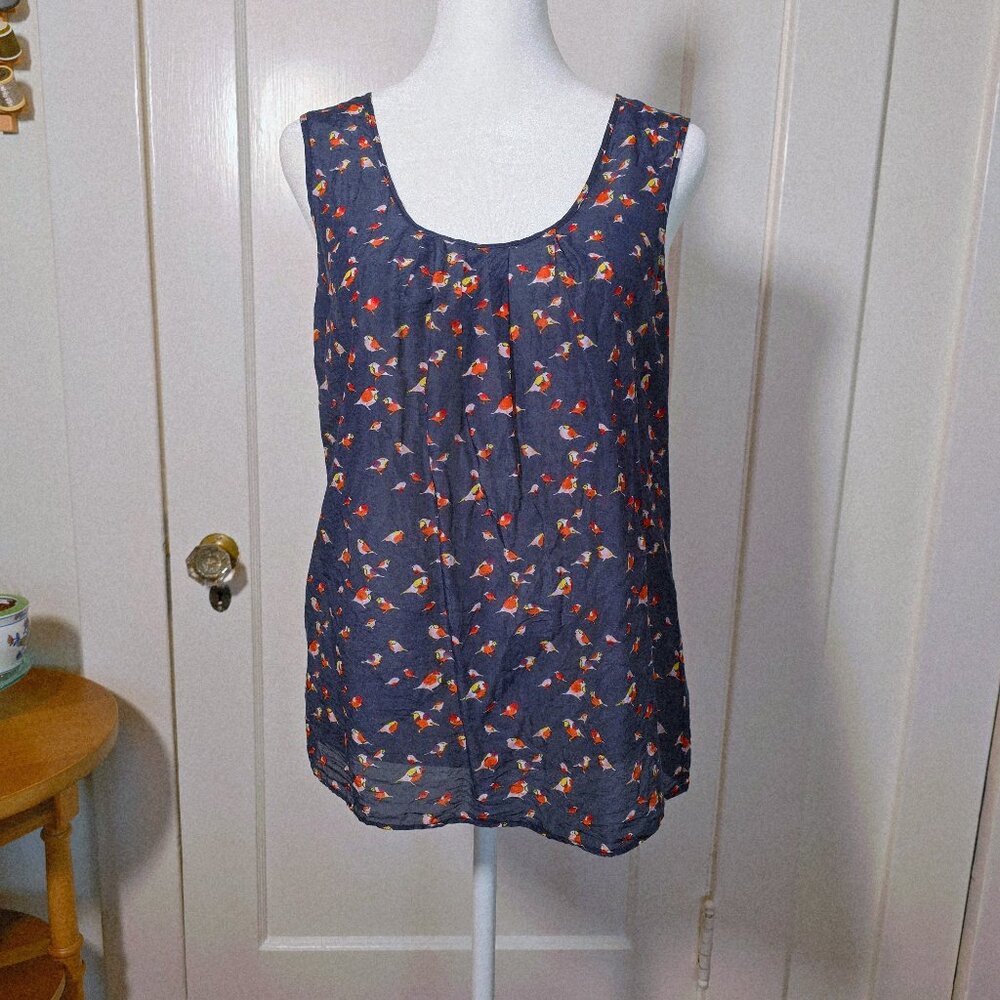 GAP sleeveless bird print blouse size S